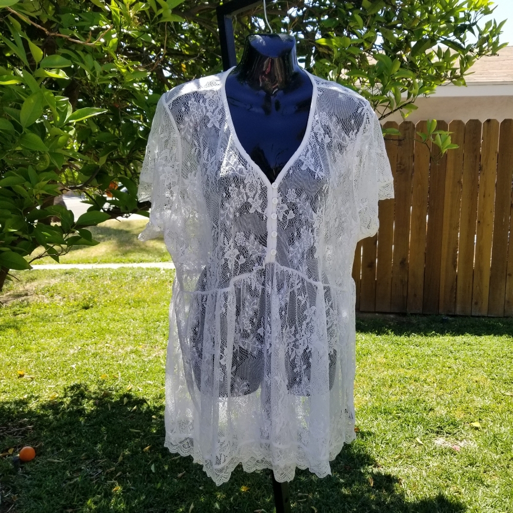 Sheer Flowered White Lace V-Neck Babydoll Top